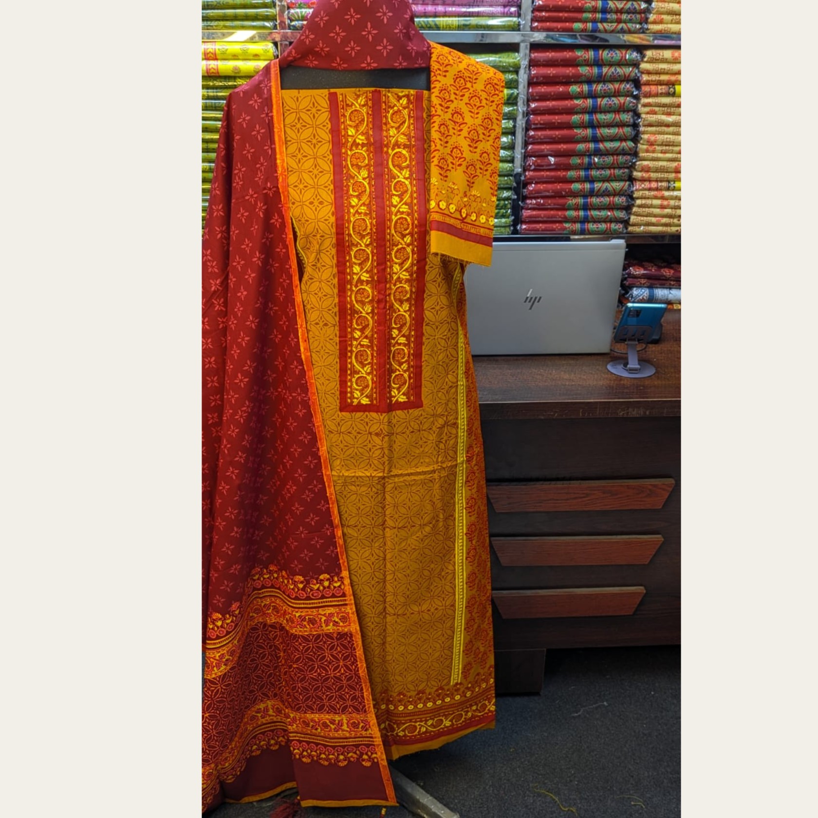 *স্টাইলিশ থ্রিপিছ সেট code: onrr - Image 4