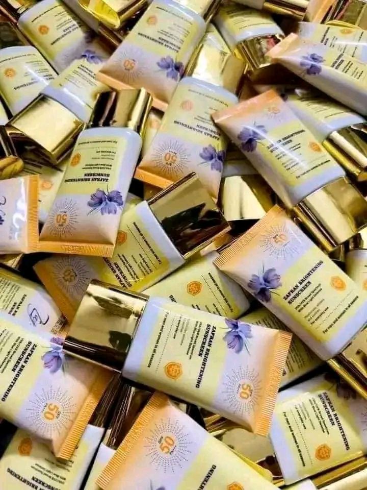 Zafran Brightening Sunscreen SPF50 PA+++ 30gm | For Men & Women Daily Use - Image 4