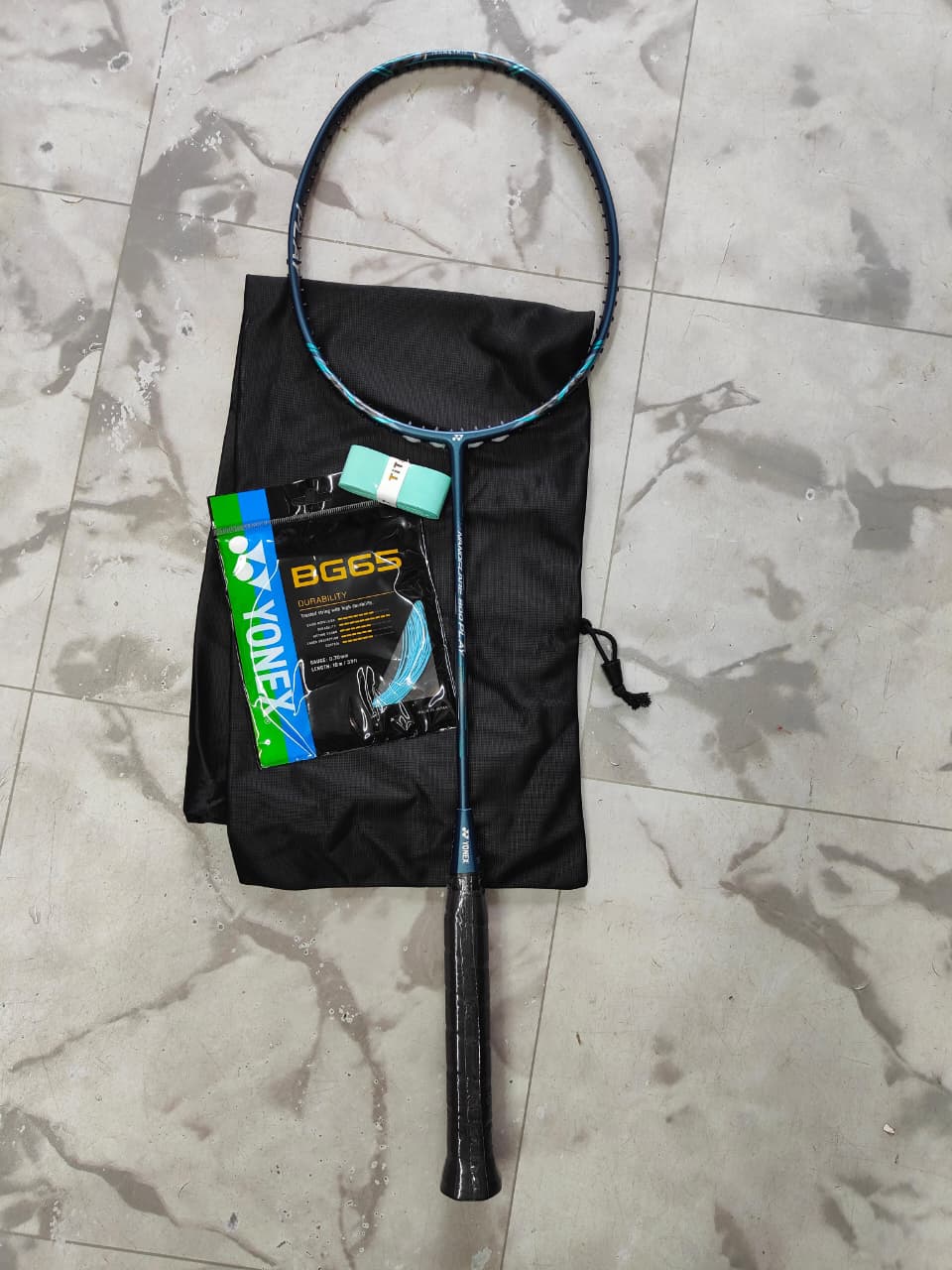 Yonex Nanoflare 800play mastercopy best grade - Image 5