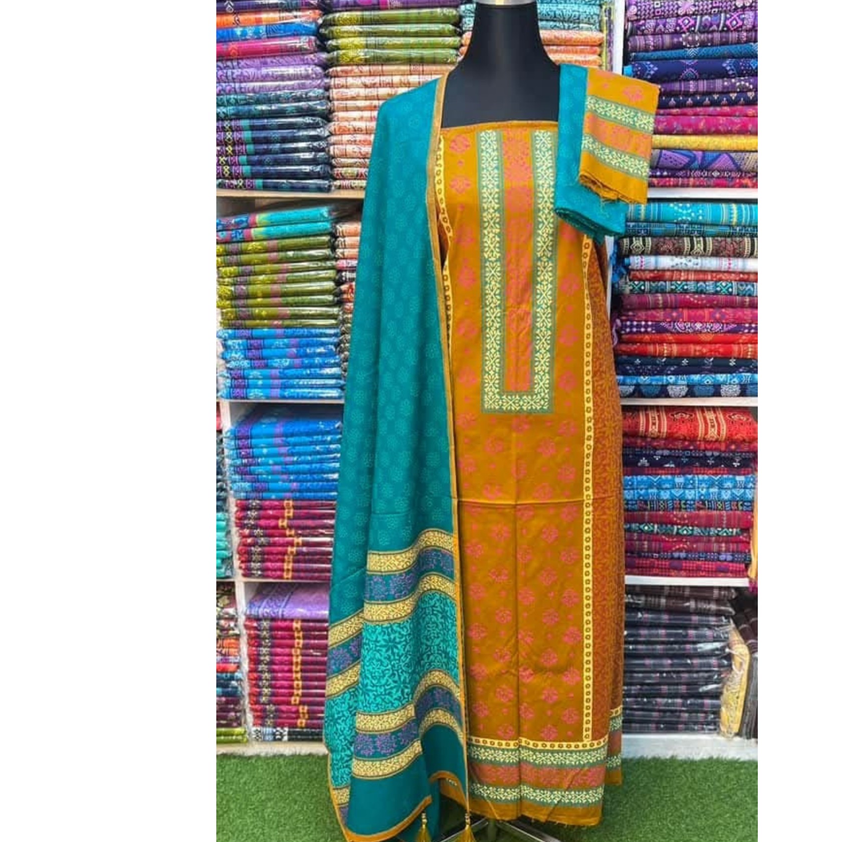 *স্টাইলিশ থ্রিপিছ সেট code: onuu - Image 3